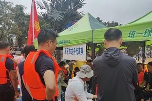 阿泰：随着拉塞尔的爆发 我预测湖人将迎来一波5-7连胜